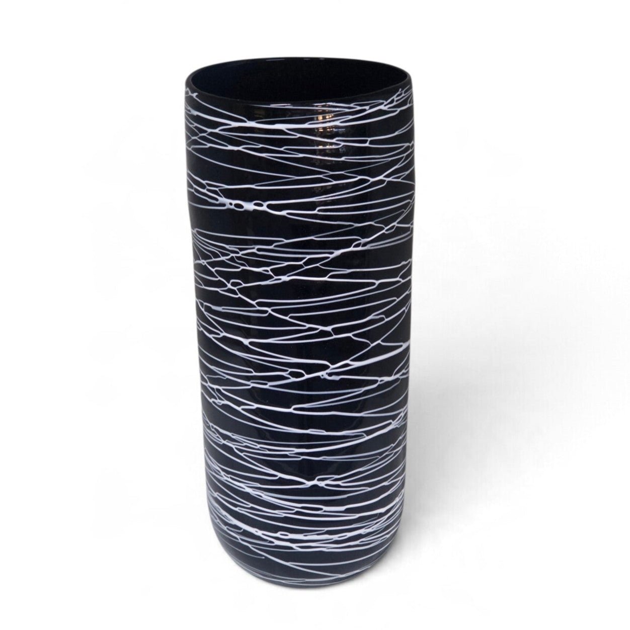 Noir silhouette decorative vase